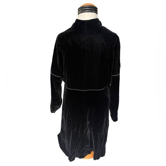 Vintage Arnold Constable black velvet full length evening wrap - Picture 6 of 9